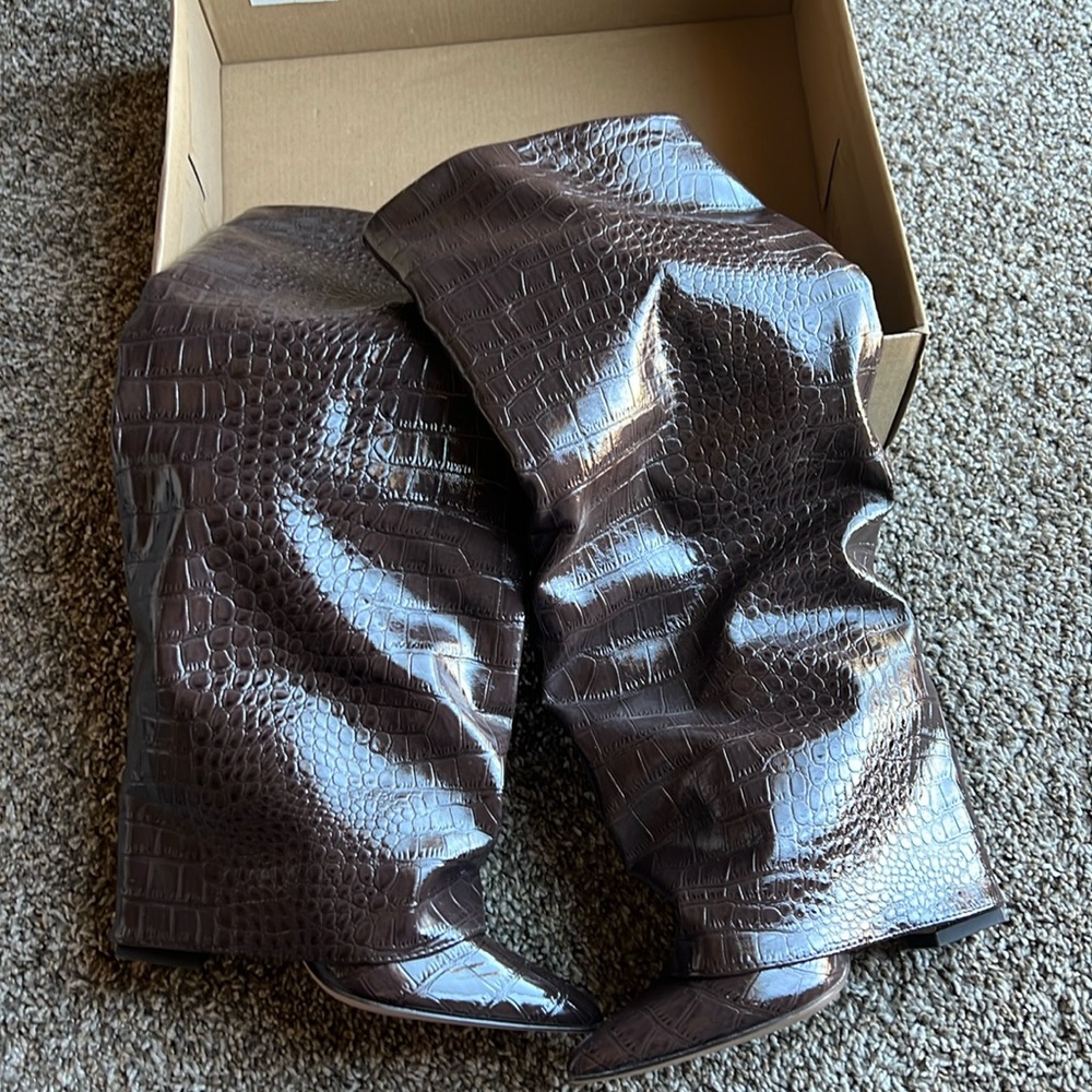 Stunning crocodile chocolate boots